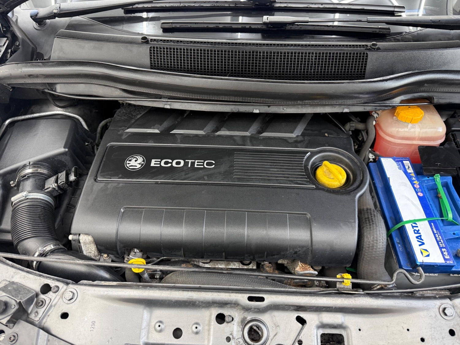 Used Vauxhall Zafira 2010 for sale - 77097445: Photo 13