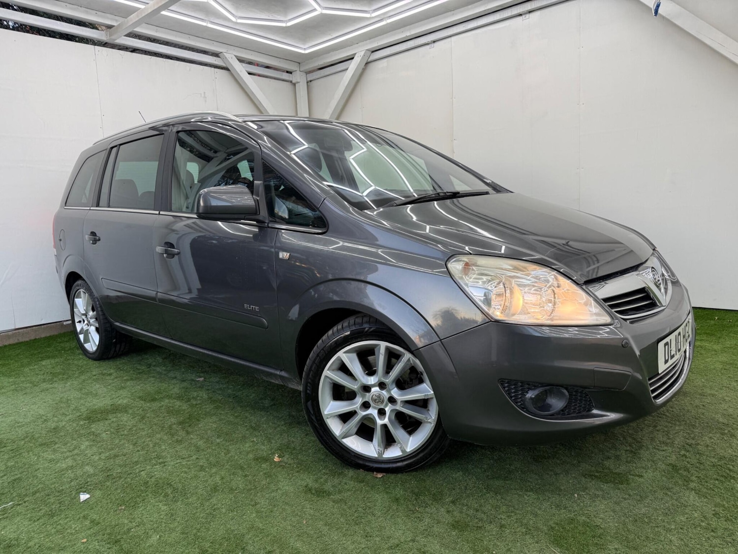 Used Vauxhall Zafira 2010 for sale - 77097445: Photo 4