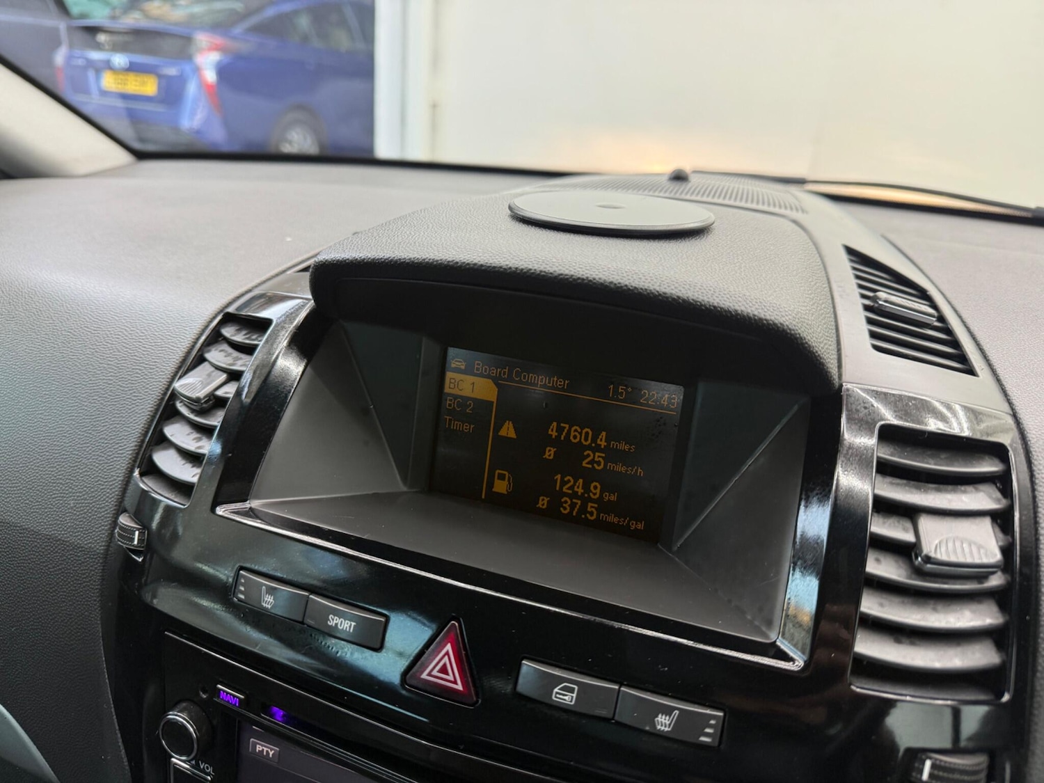 Used Vauxhall Zafira 2010 for sale - 77097445: Photo 47