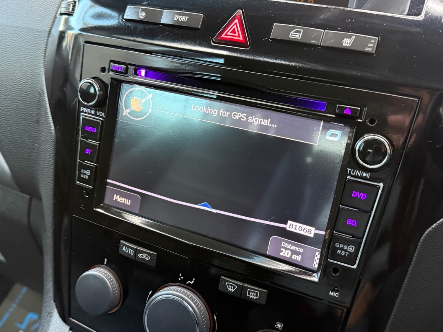 Used Vauxhall Zafira 2010 for sale - 77097445: Photo 50