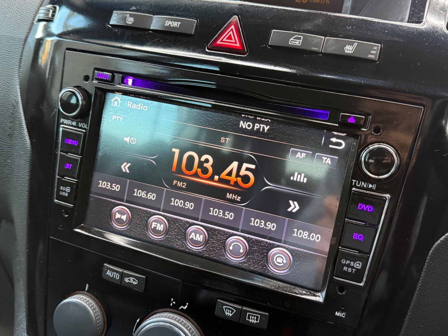 Used Vauxhall Zafira 2010 for sale - 77097445: Photo 51