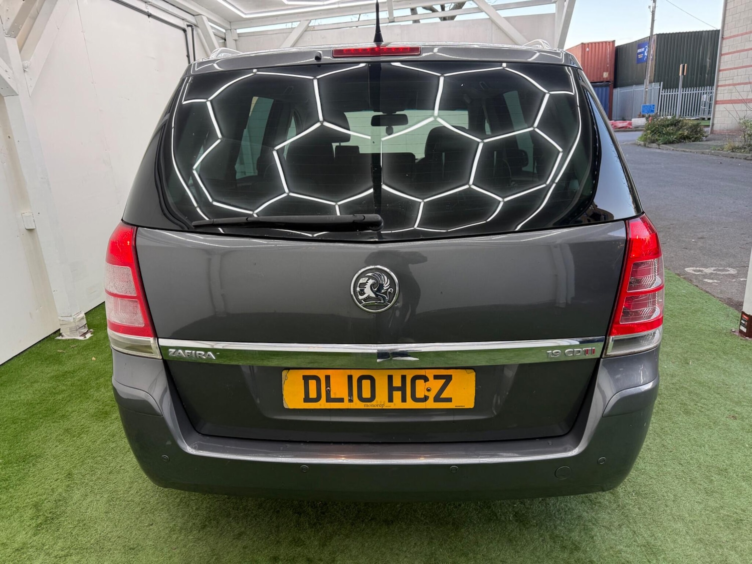 Used Vauxhall Zafira 2010 for sale - 77097445: Photo 7