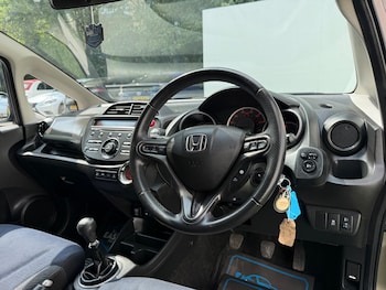Used Honda Jazz 2014 for sale - 75940342: Photo