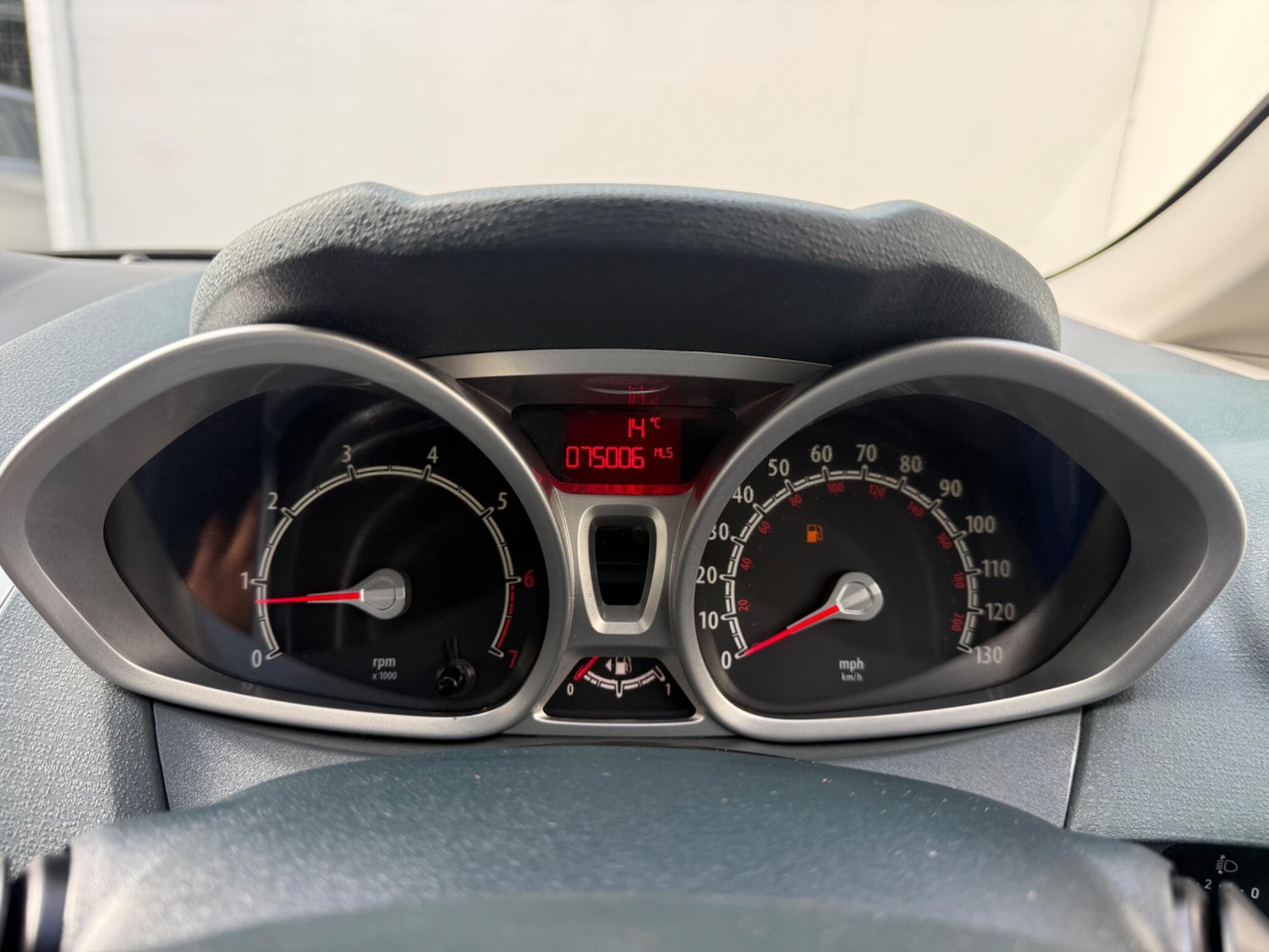 Used Ford Fiesta 2010 for sale - 76337549: Photo 30