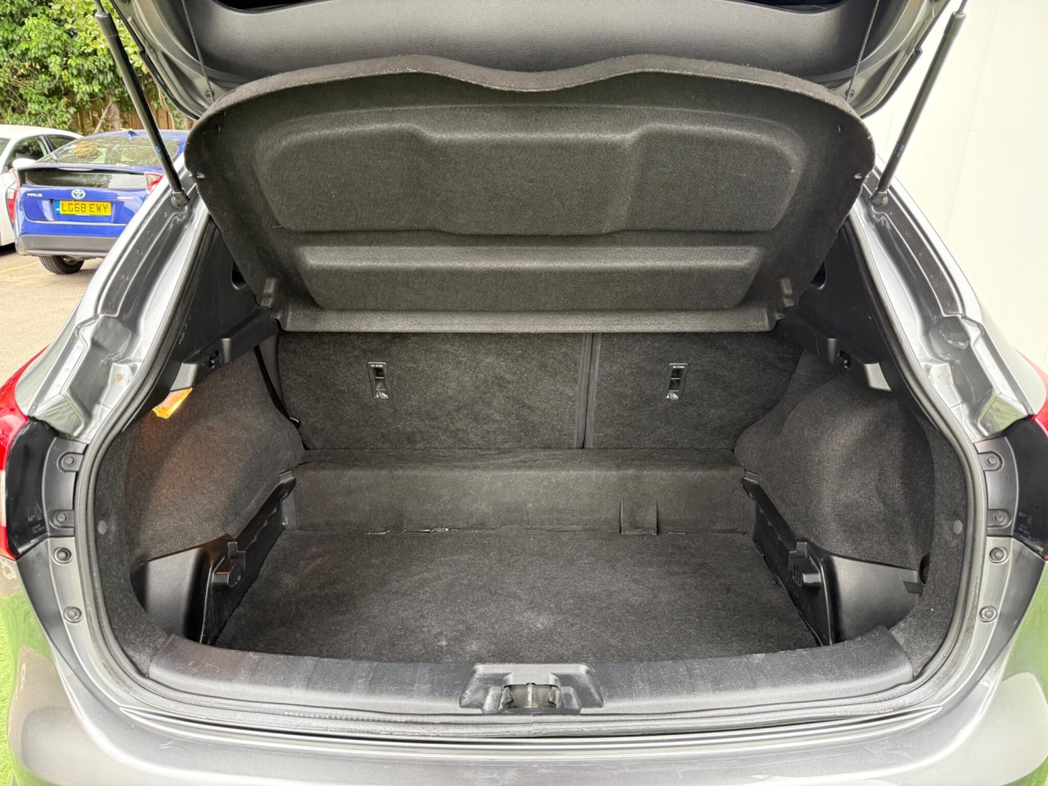 Used Nissan Qashqai 2014 for sale - 76099168: Photo 8