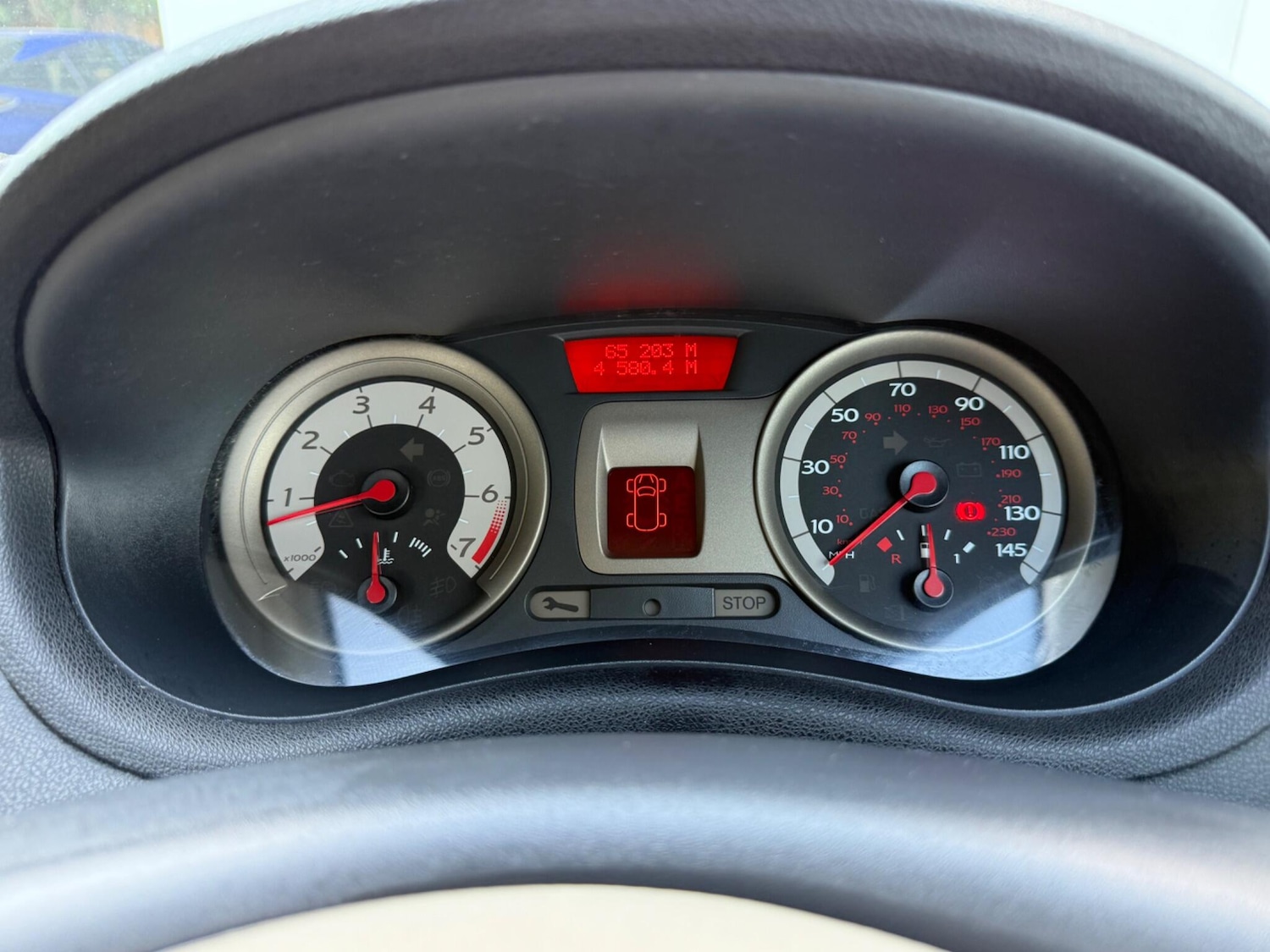 Vehicle 33