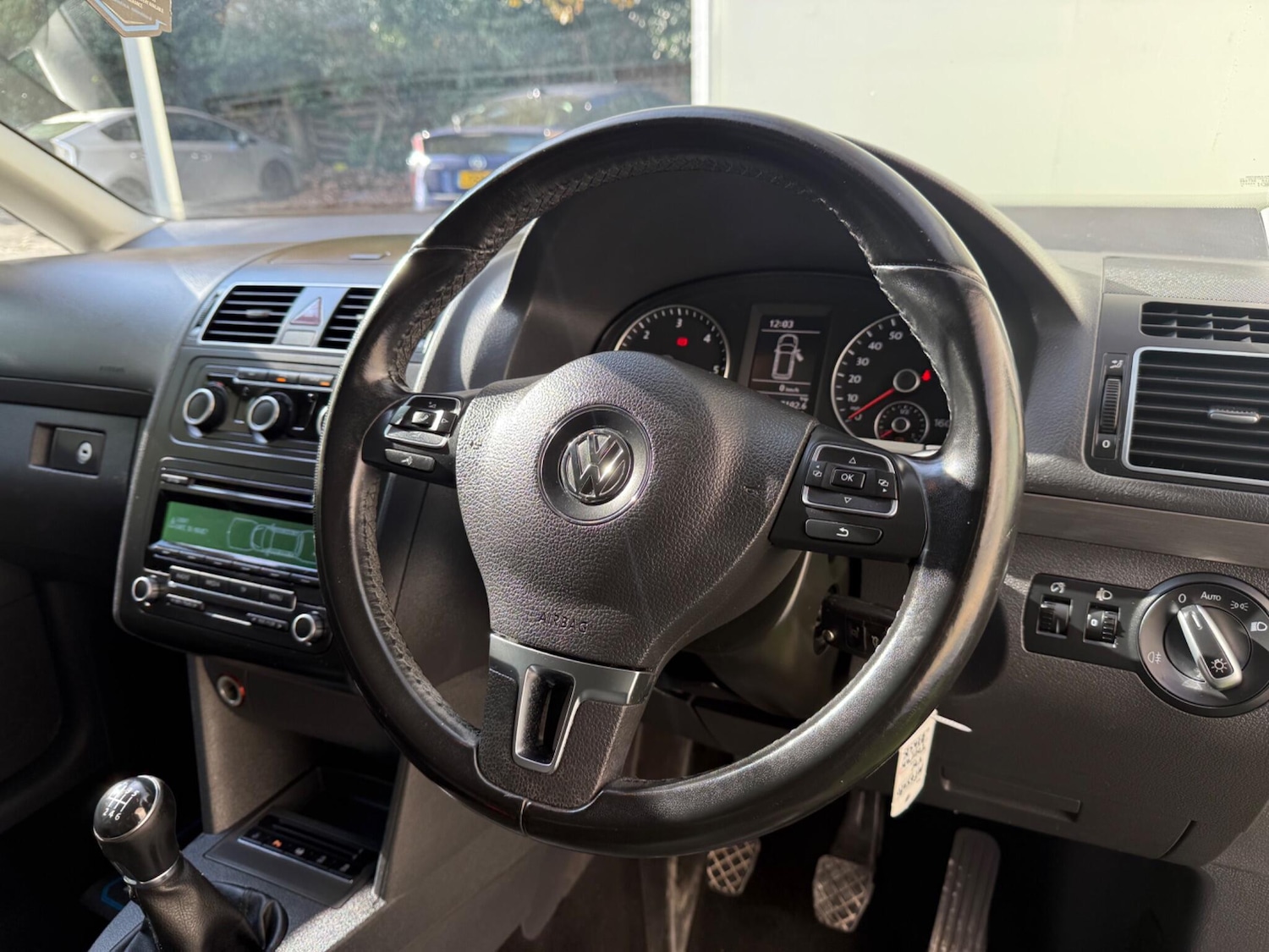 Used Volkswagen Touran 2015 for sale - 76377959: Photo 15