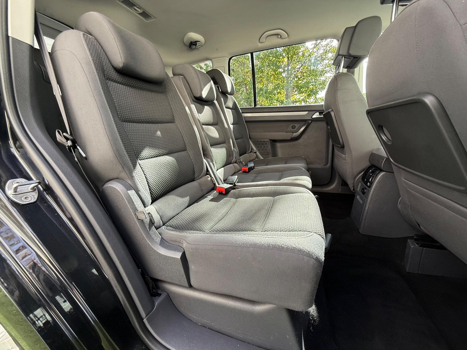 Used Volkswagen Touran 2015 for sale - 76377959: Photo 20