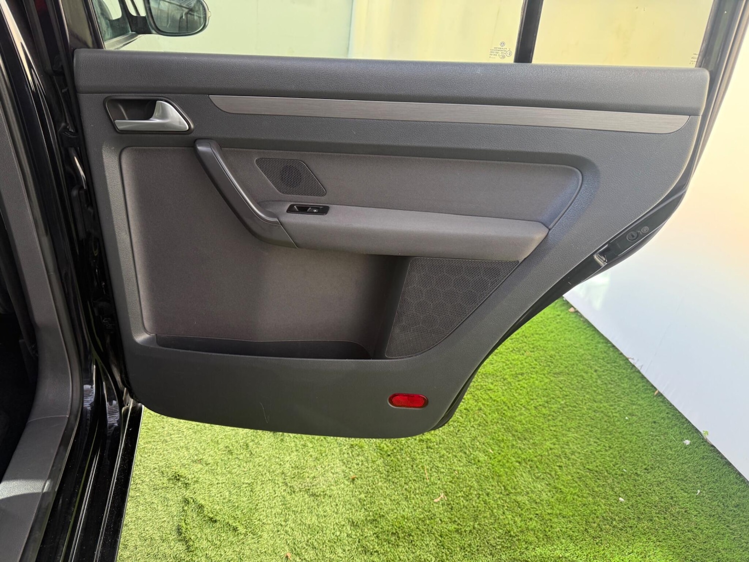 Used Volkswagen Touran 2015 for sale - 76377959: Photo 23