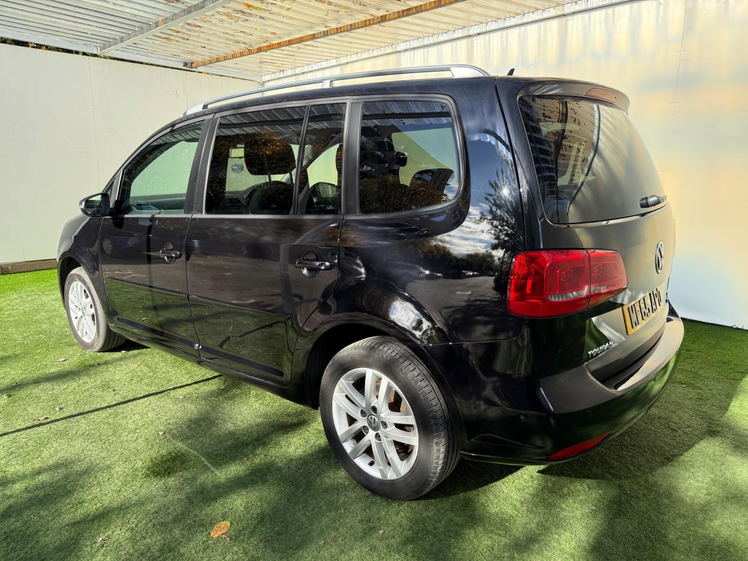 Used Volkswagen Touran 2015 for sale - 76377959: Photo 9