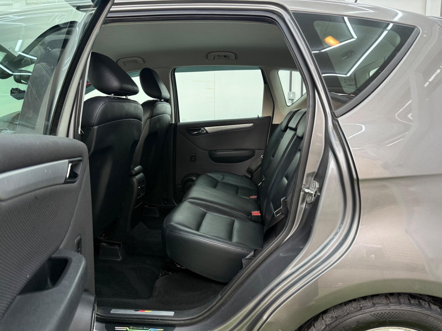 Used Mercedes-Benz A-Class 2009 for sale - 77575355: Photo 21