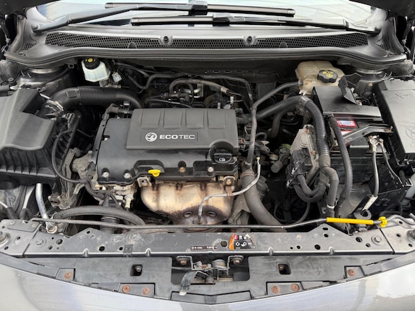 Used Vauxhall Astra 2012 for sale - 76294629: Photo 13