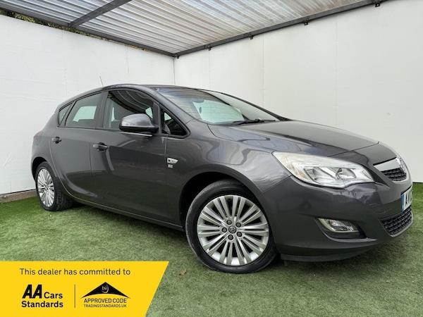 Used Vauxhall Astra 2012 for sale - 76294629: Photo 1