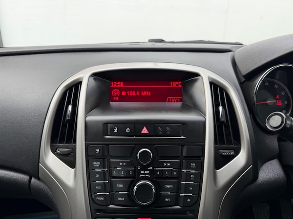 Used Vauxhall Astra 2012 for sale - 76294629: Photo 29