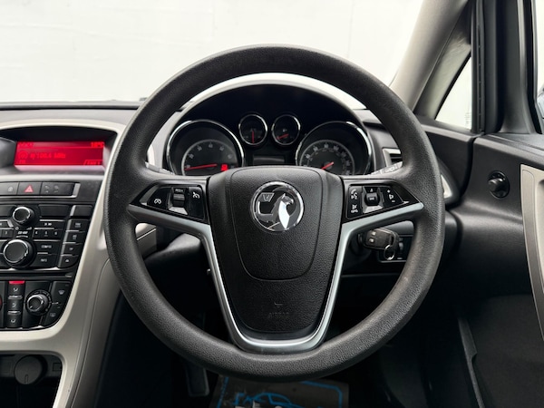 Used Vauxhall Astra 2012 for sale - 76294629: Photo 32