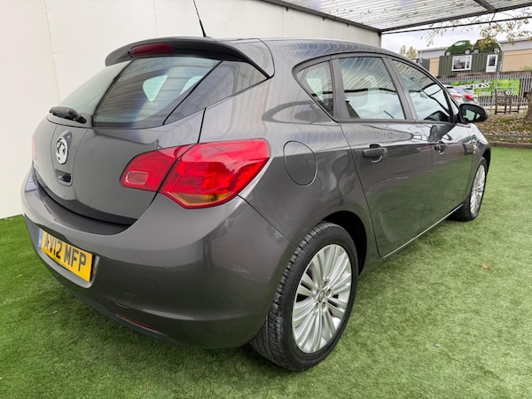 Used Vauxhall Astra 2012 for sale - 76294629: Photo 6