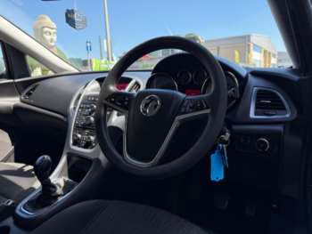 Used Vauxhall Insignia 2014 for sale - 75232807: Photo