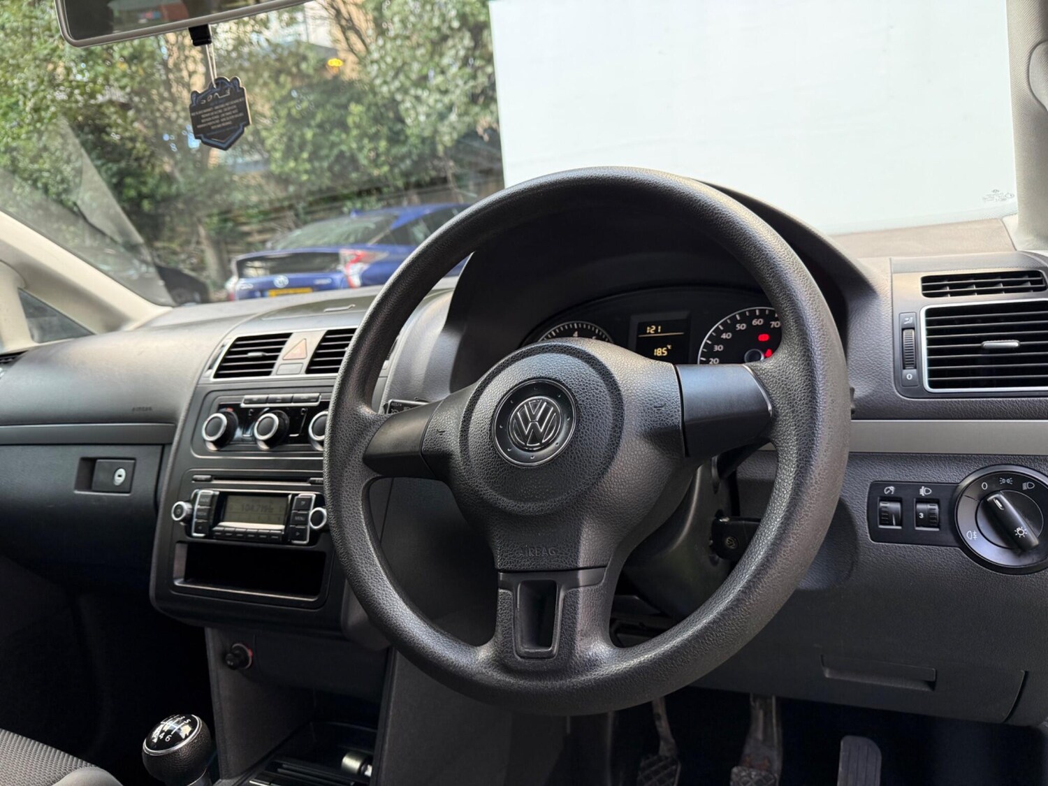 Used Volkswagen Touran for sale - 77564821: Photo 15