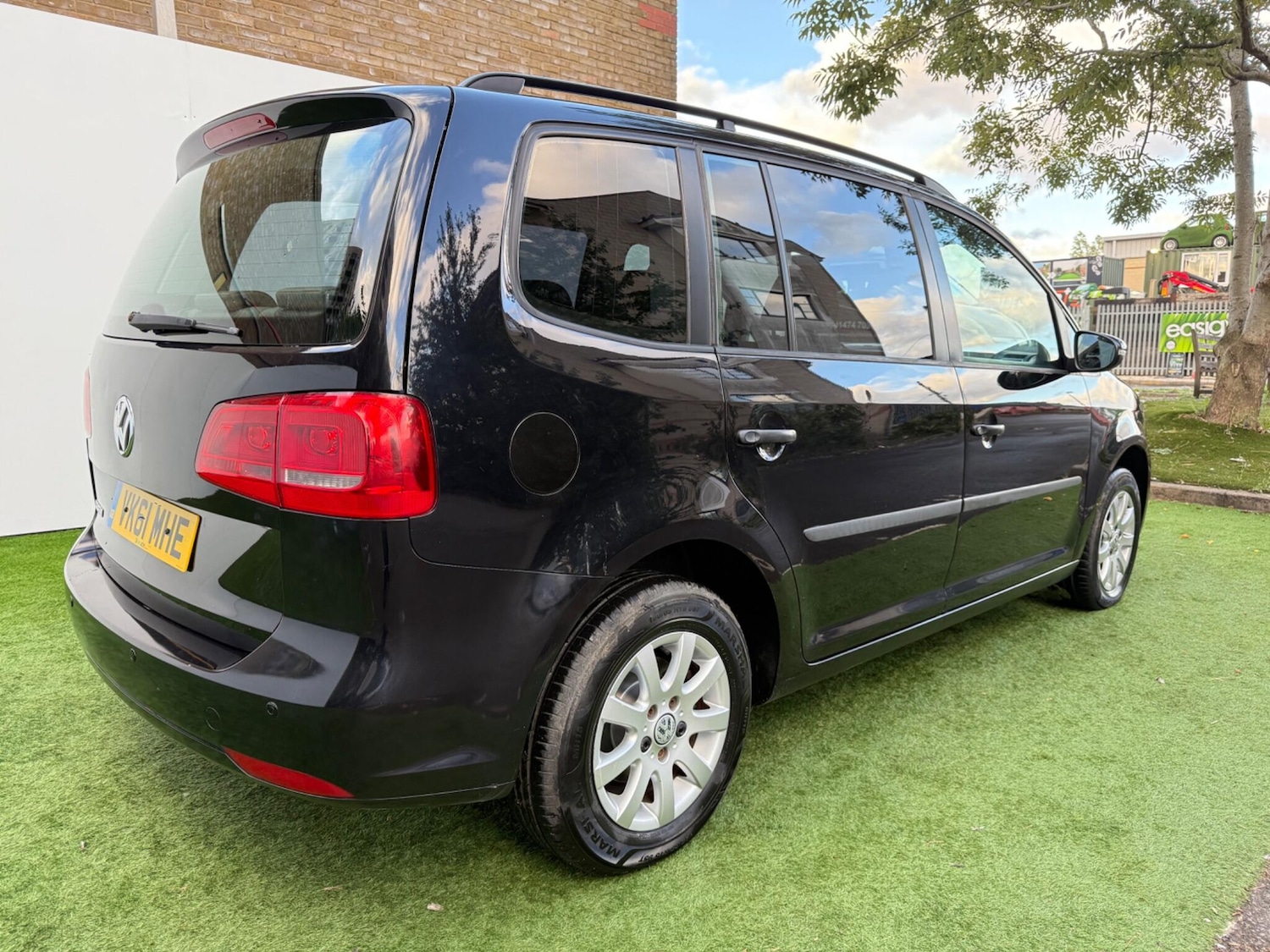 Used Volkswagen Touran for sale - 77564821: Photo 6