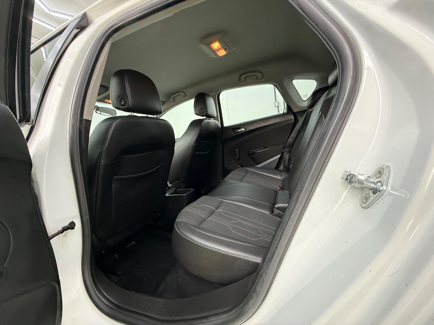 Used Vauxhall Astra 2012 for sale - 77823878: Photo 23