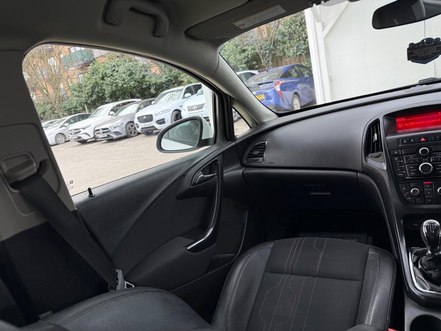 Used Vauxhall Astra 2012 for sale - 77823878: Photo 38