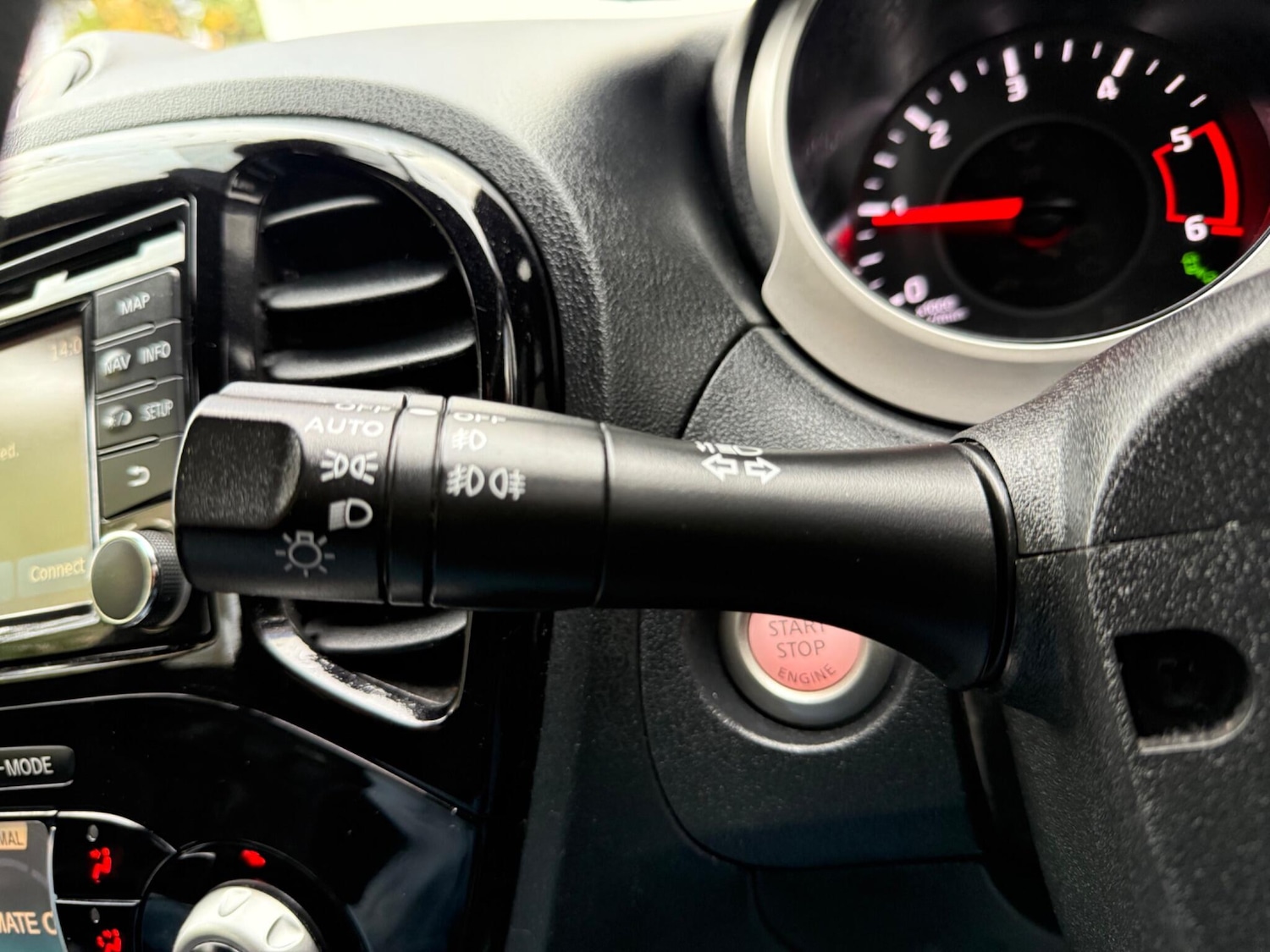 Used Nissan Juke 2017 for sale - 76409259: Photo 36