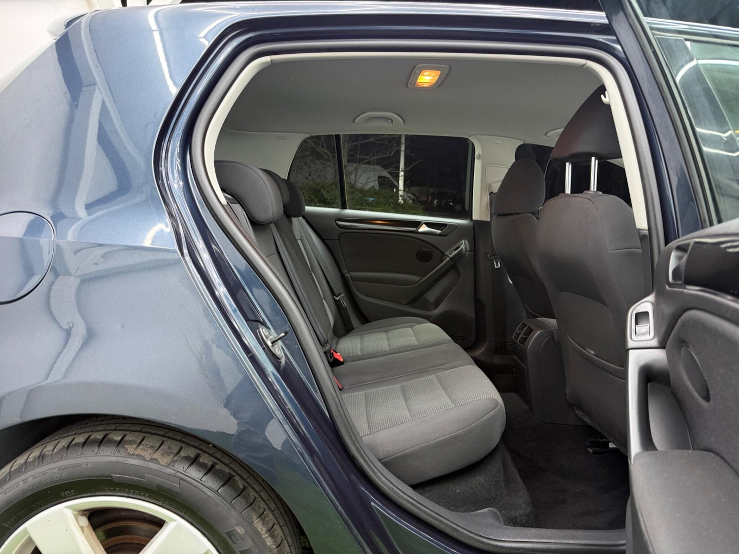 Used Volkswagen Golf 2011 for sale - 77783601: Photo 18