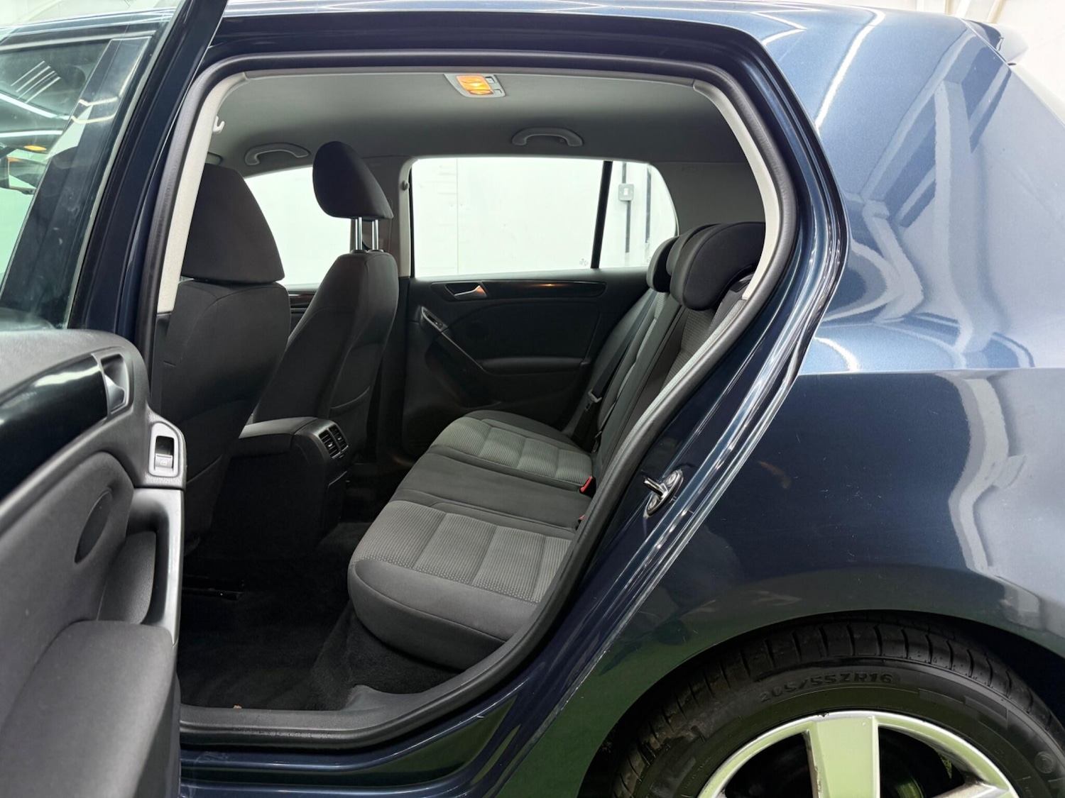 Used Volkswagen Golf 2011 for sale - 77783601: Photo 22