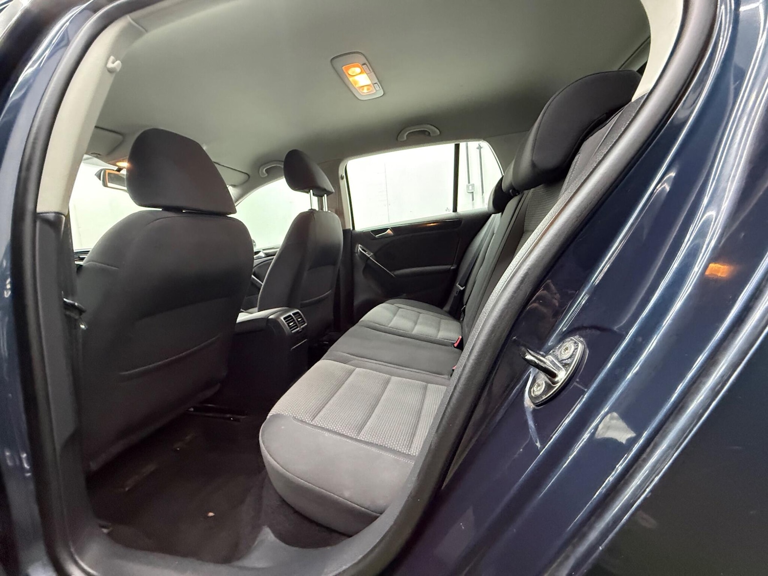 Used Volkswagen Golf 2011 for sale - 77783601: Photo 23