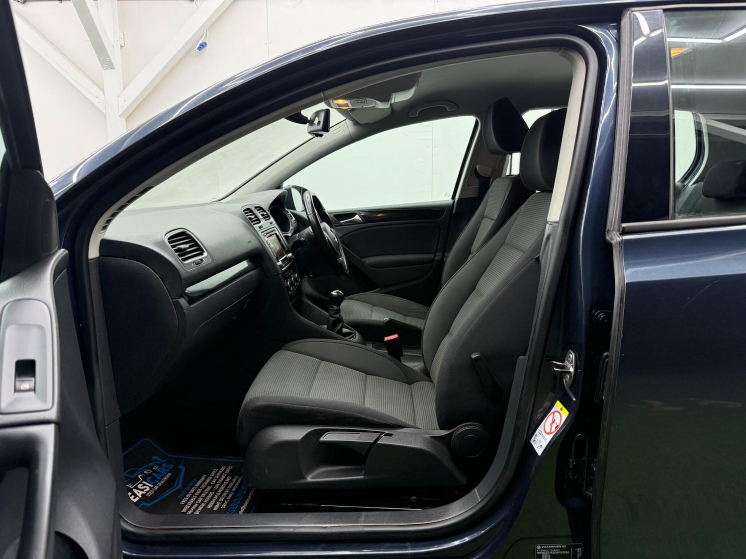 Used Volkswagen Golf 2011 for sale - 77783601: Photo 25