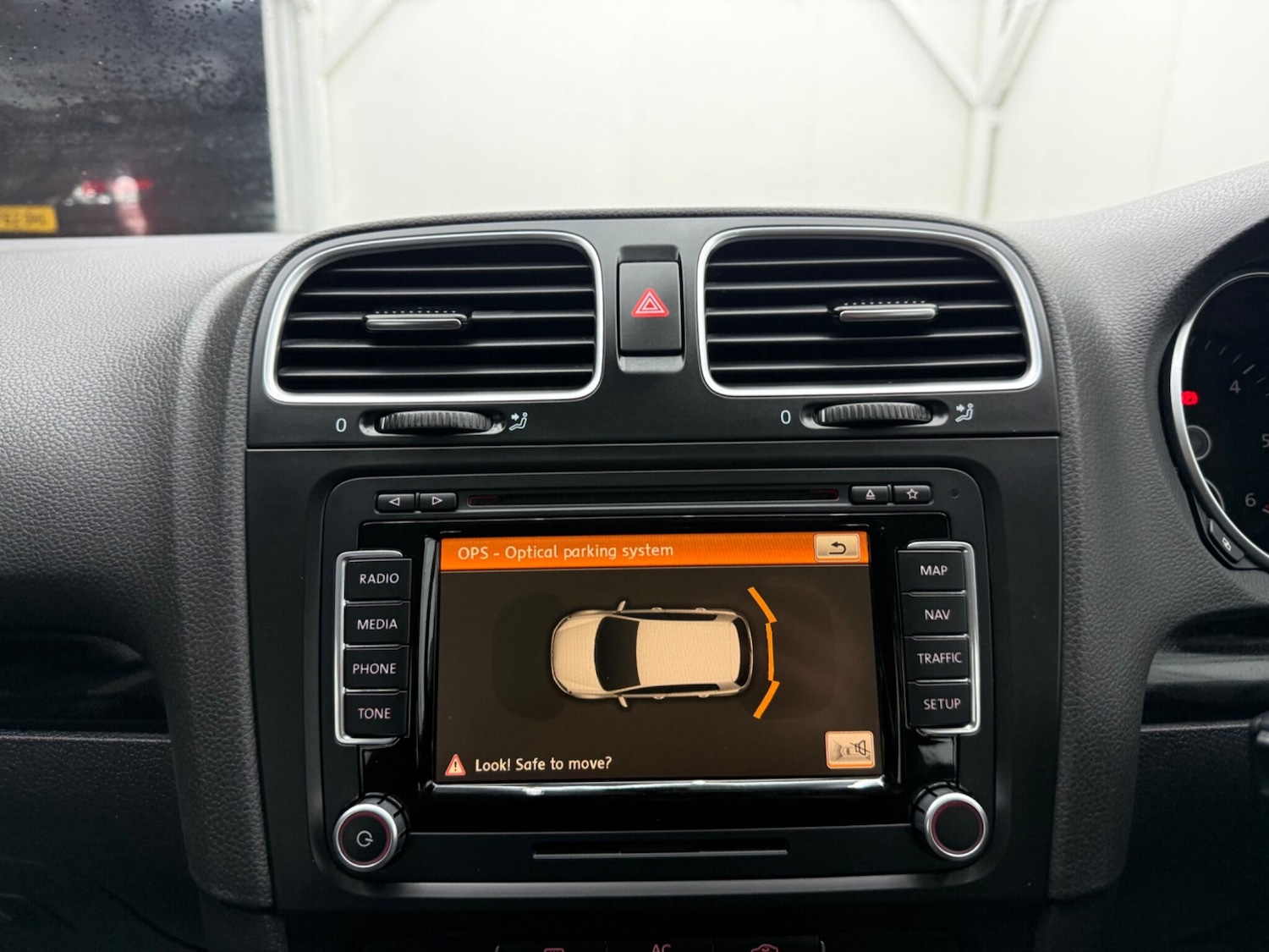 Used Volkswagen Golf 2011 for sale - 77783601: Photo 29