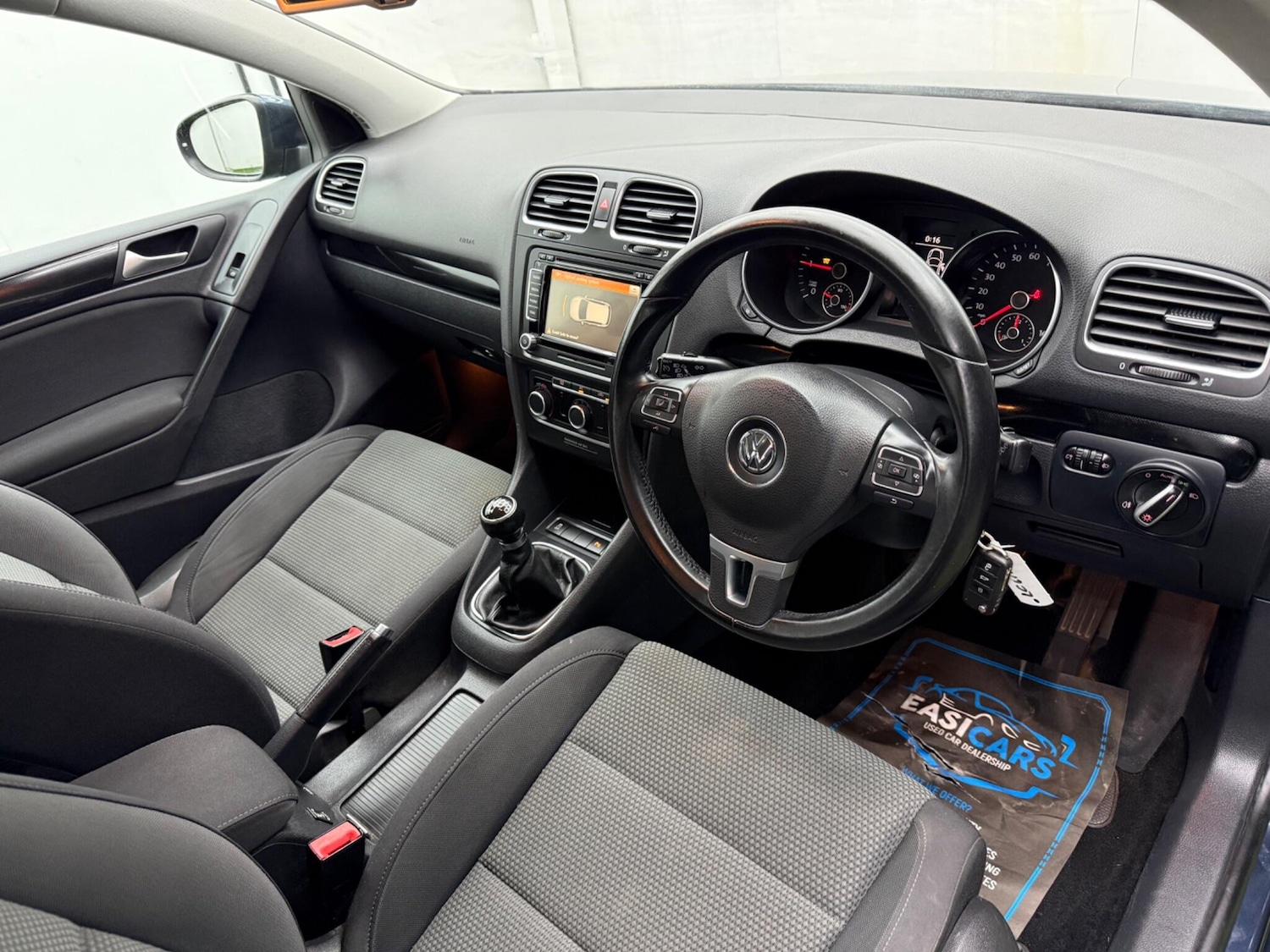 Used Volkswagen Golf 2011 for sale - 77783601: Photo 3