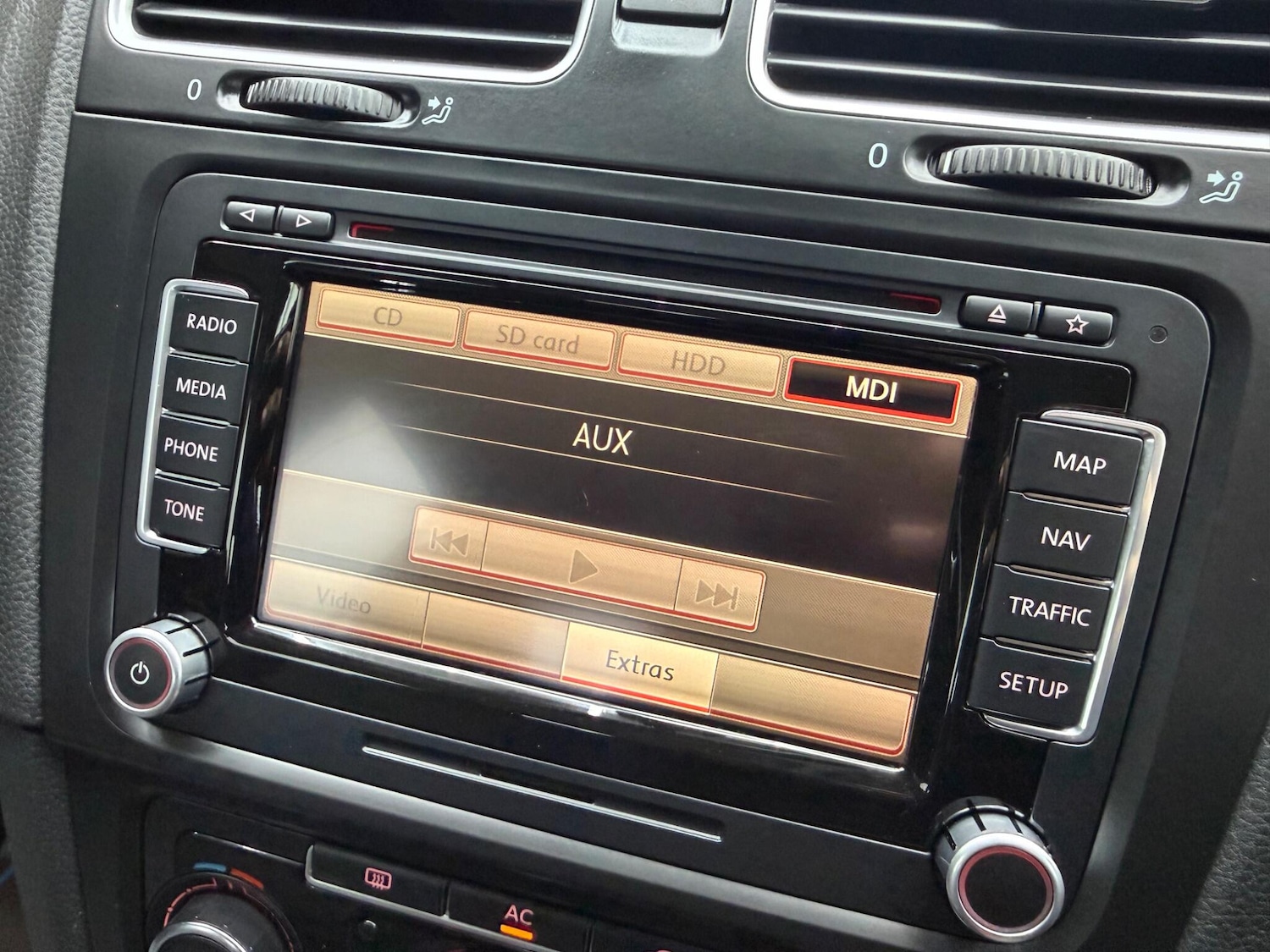 Used Volkswagen Golf 2011 for sale - 77783601: Photo 46