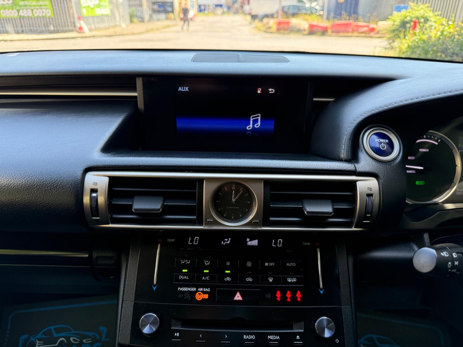 Vehicle 28