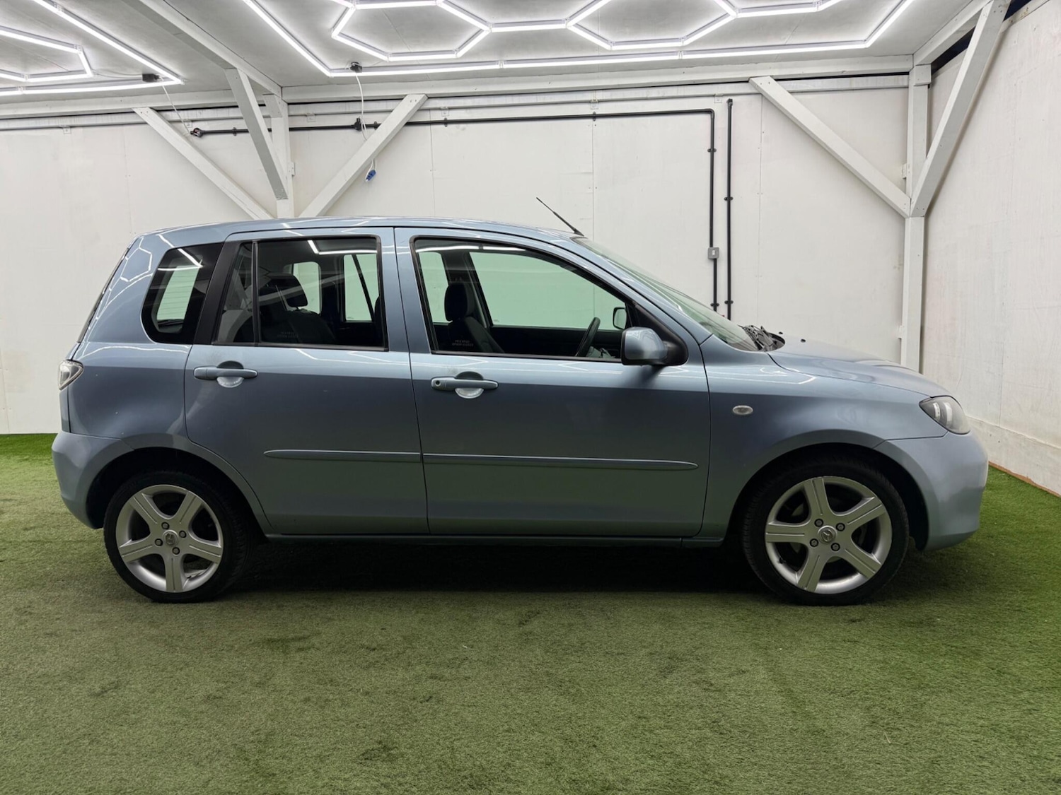 Used Mazda Mazda2 2007 for sale - 77992946: Photo 2