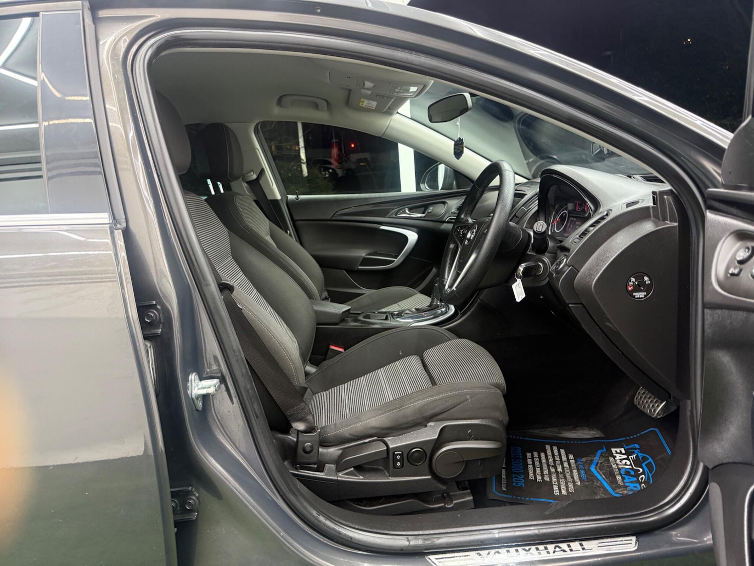 Used Vauxhall Insignia 2015 for sale - 77320881: Photo 13