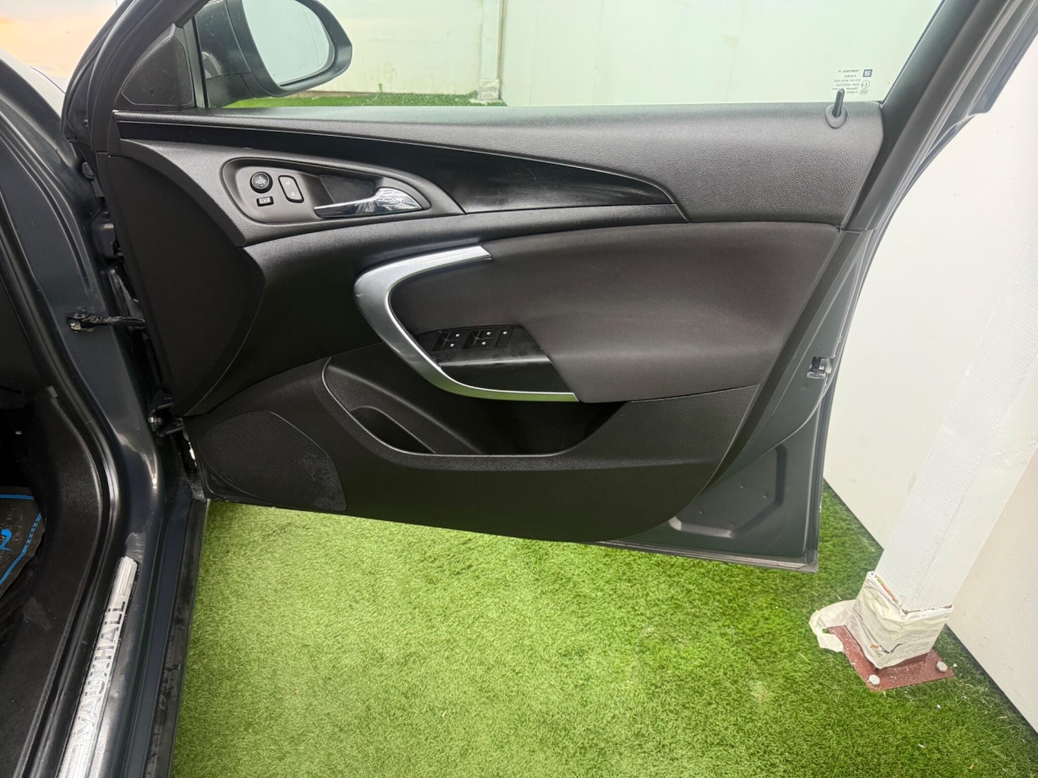 Used Vauxhall Insignia 2015 for sale - 77320881: Photo 16