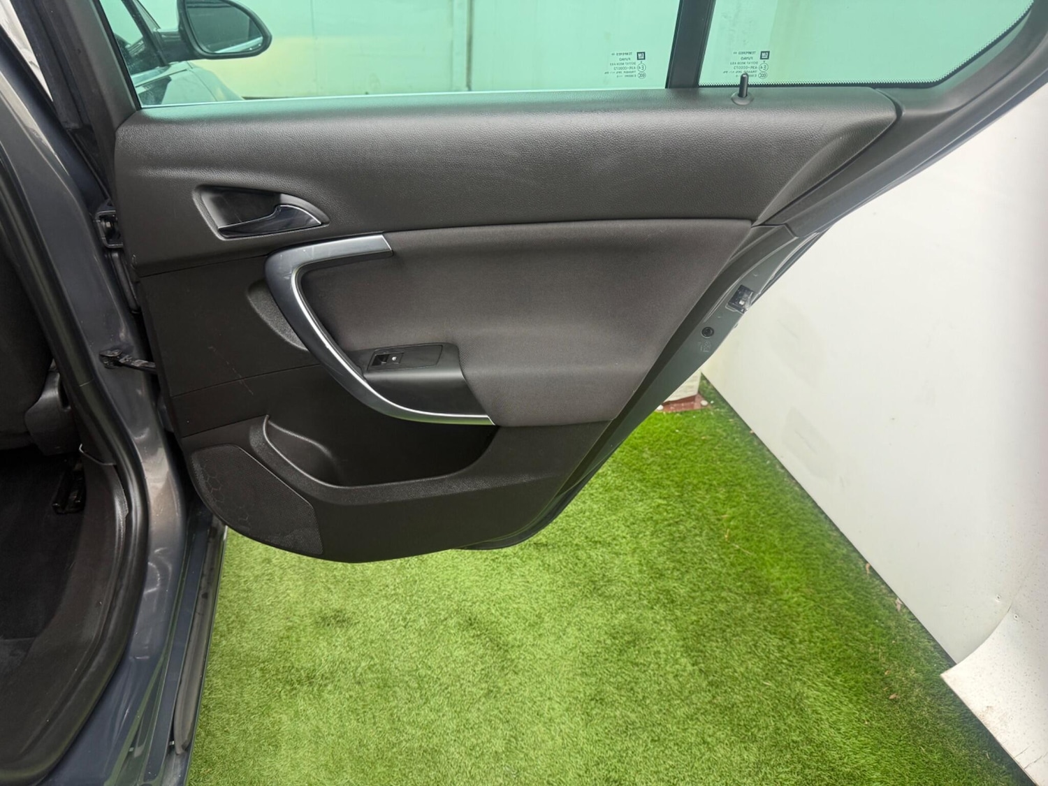 Used Vauxhall Insignia 2015 for sale - 77320881: Photo 20