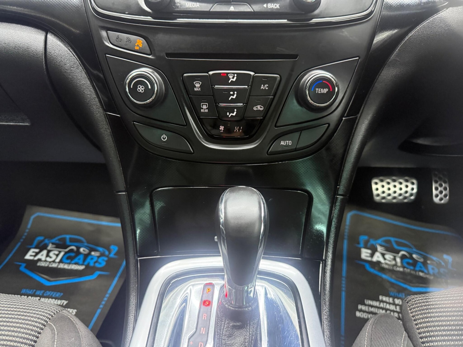 Used Vauxhall Insignia 2015 for sale - 77320881: Photo 29