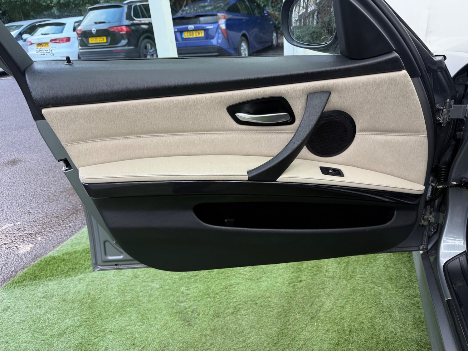 Used BMW 3 Series 2009 for sale - 77549684: Photo 27