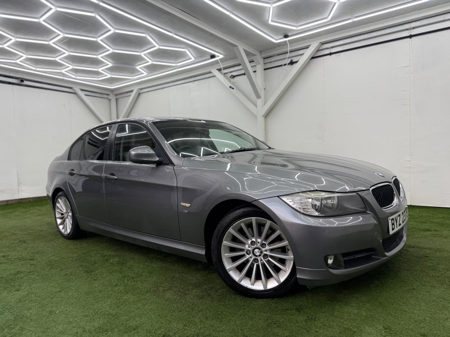 Used BMW 3 Series 2009 for sale - 77549684: Photo 4