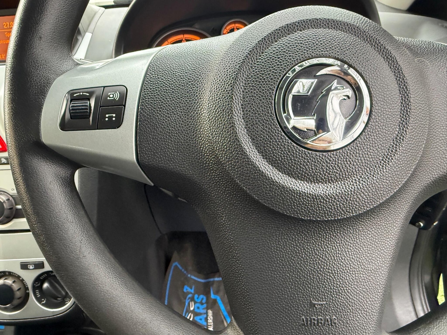 Used Vauxhall Corsa 2012 for sale - 78048109: Photo 31