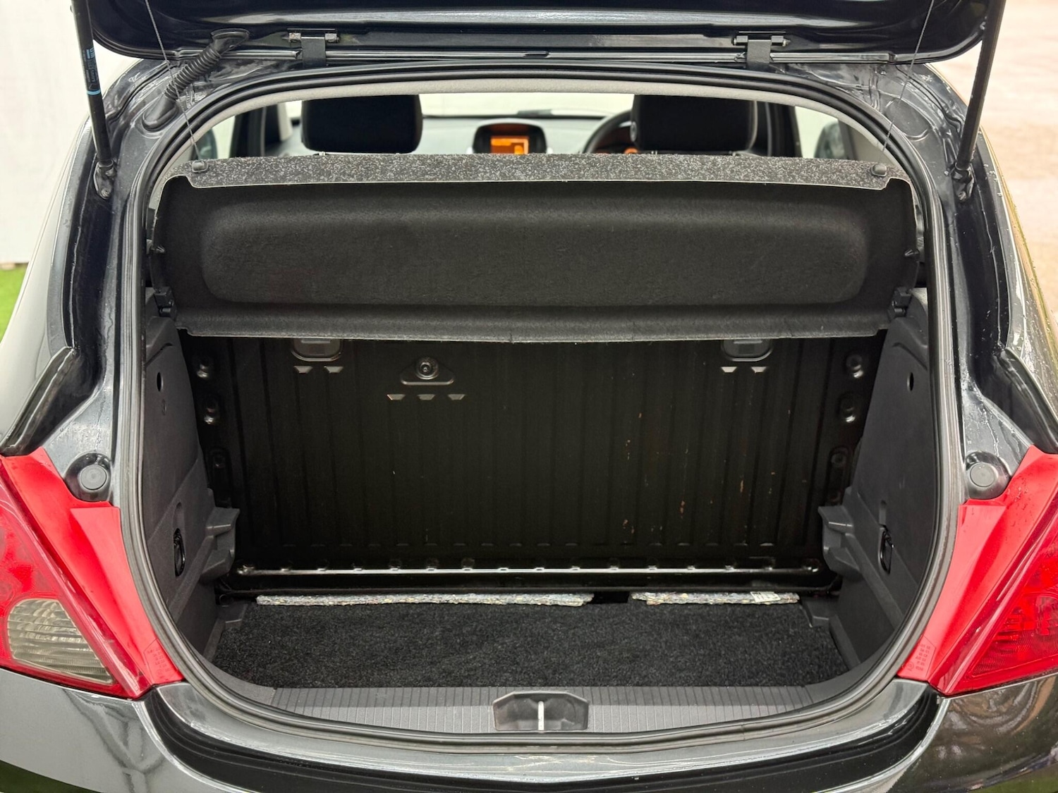 Used Vauxhall Corsa 2012 for sale - 78048109: Photo 8