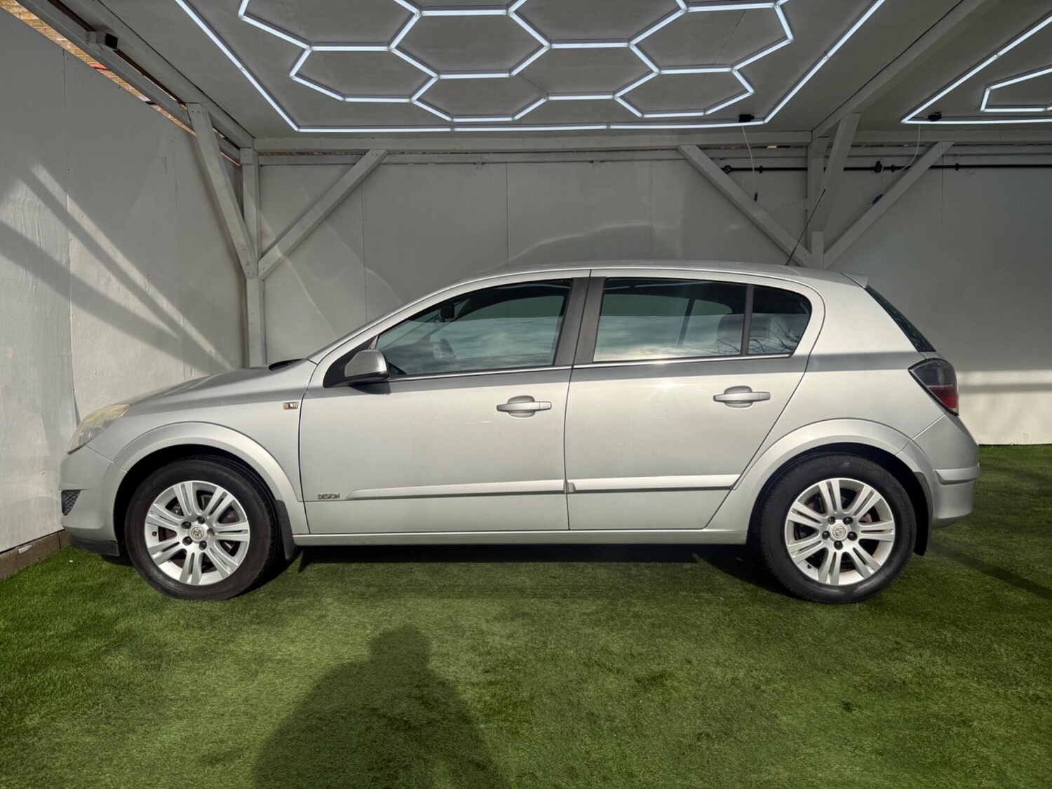 Used Vauxhall Astra for sale - 77495891: Photo 10