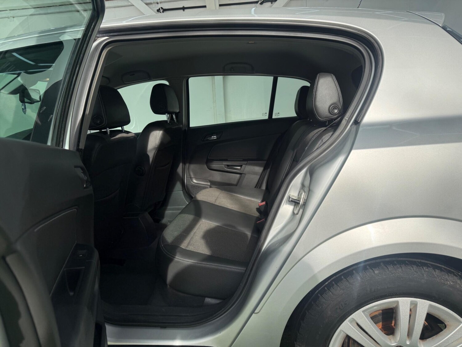 Used Vauxhall Astra for sale - 77495891: Photo 22