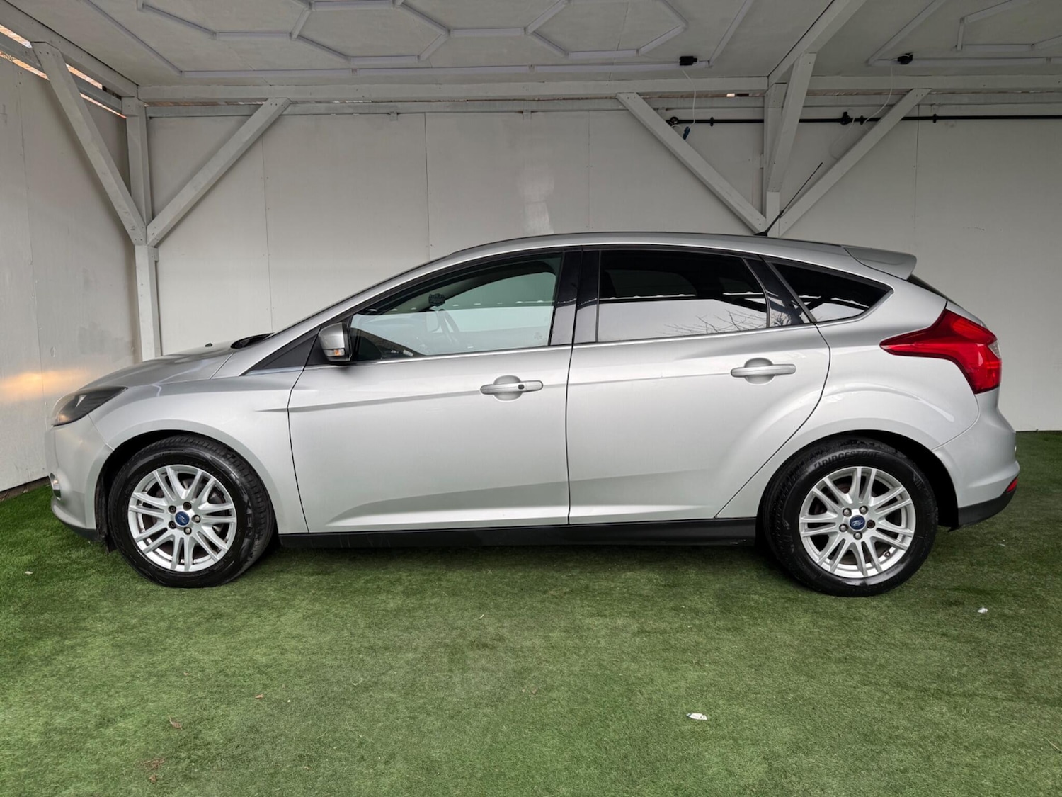 Used Ford Focus 2012 for sale - 77082083: Photo 10