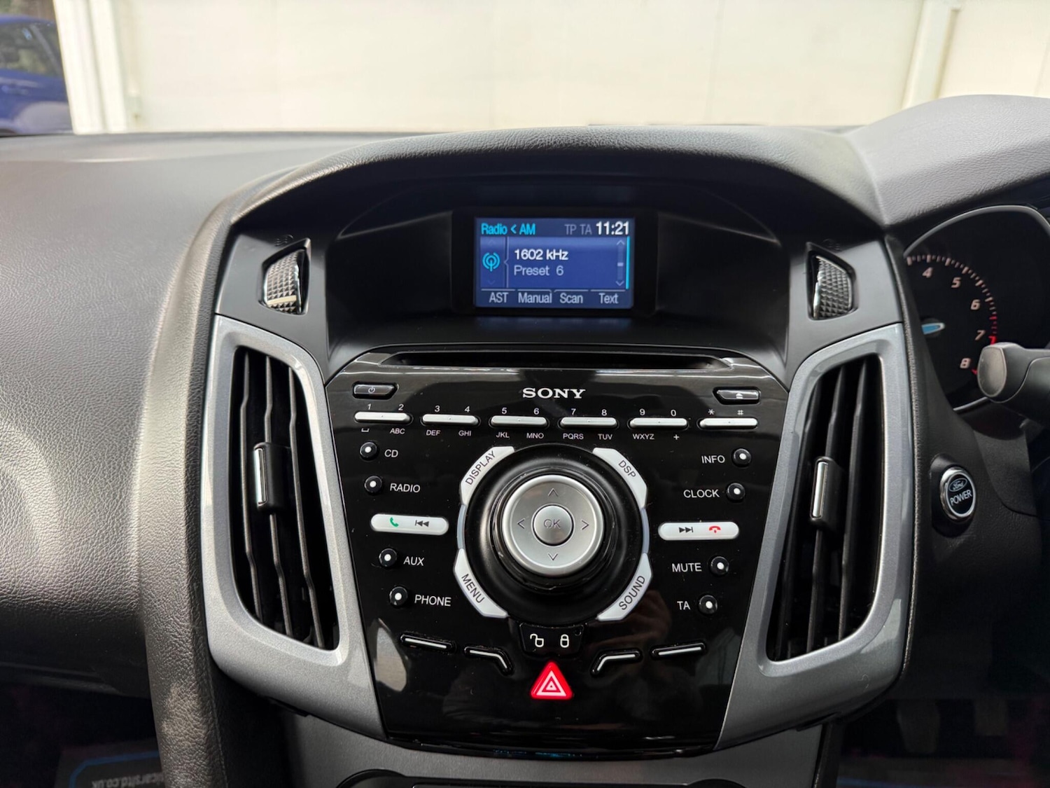 Used Ford Focus 2012 for sale - 77082083: Photo 29