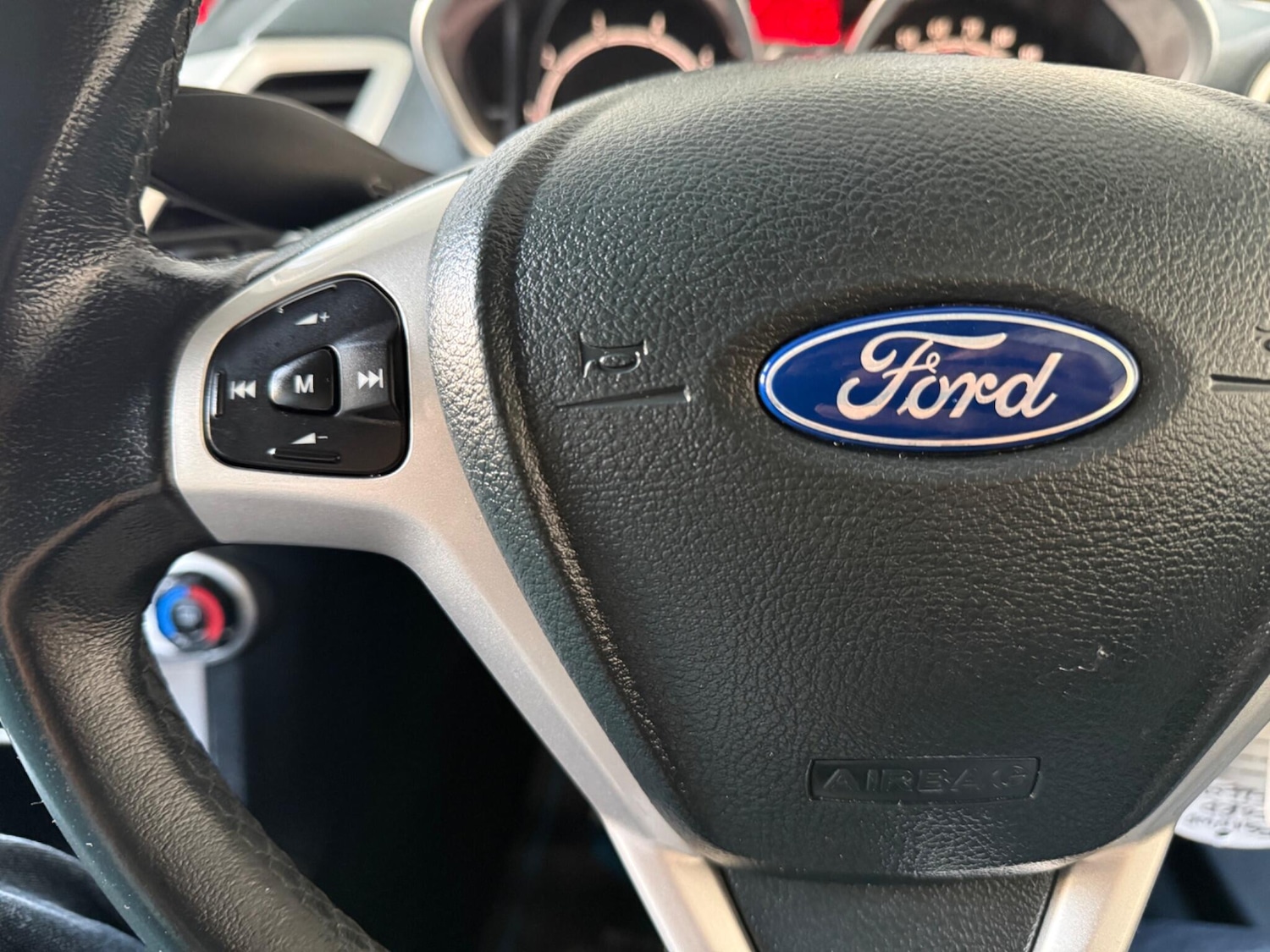 Used Ford Fiesta 2011 for sale - 77074908: Photo 31