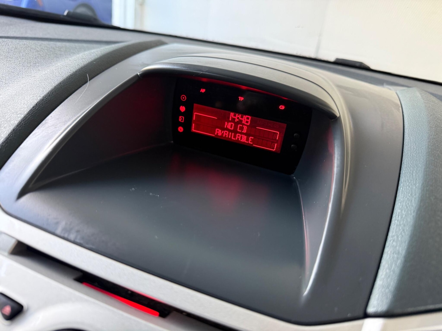 Used Ford Fiesta 2011 for sale - 77074908: Photo 41