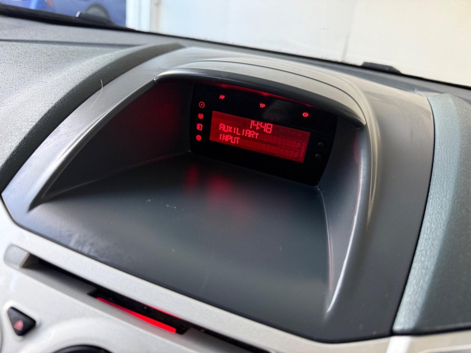 Used Ford Fiesta 2011 for sale - 77074908: Photo 42